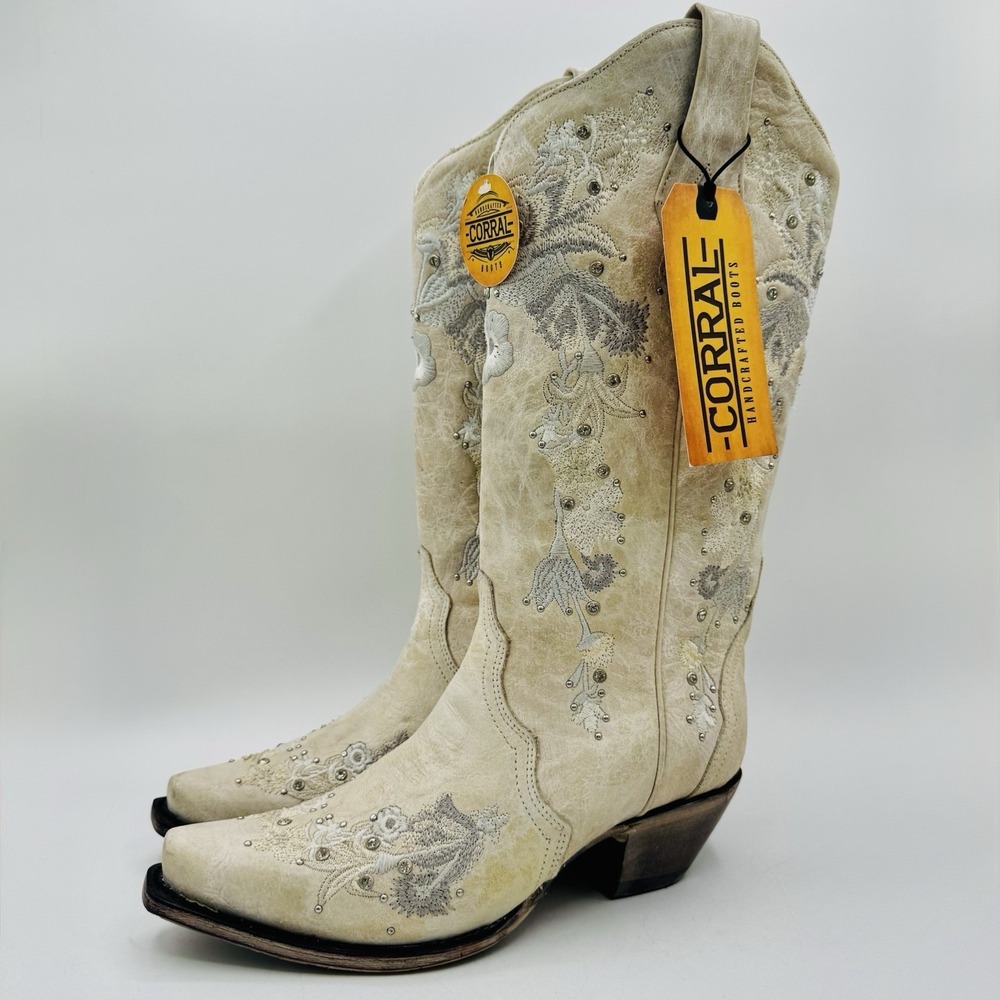 Corral Embroider Floral Crystal Boots Women's Size 8.5 Distressed White Leather